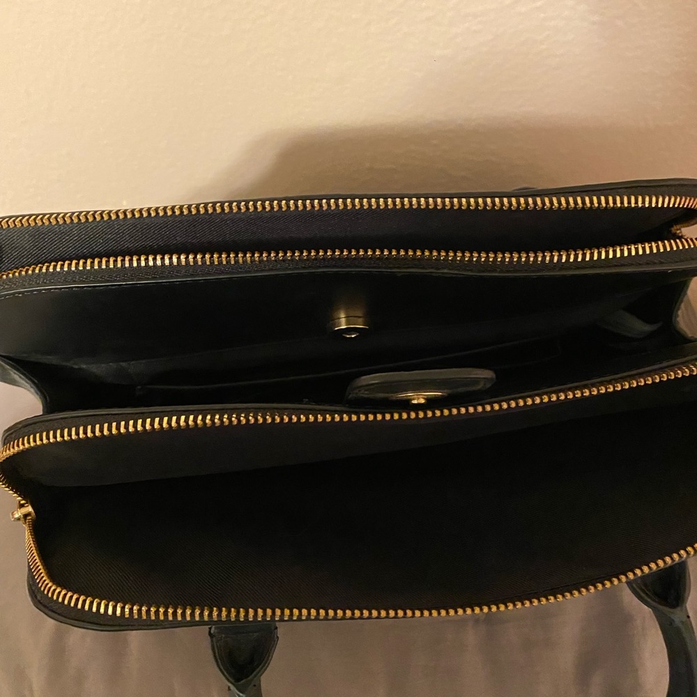Shoulder bag - Picture 3 of 3